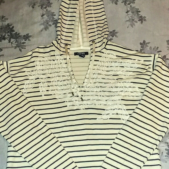 NWOT Chaps Women's Hoodie: Cozy Streetwear - Picture 2 of 3